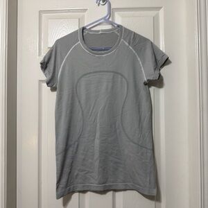 Lululemon short sleeve swiftly size 10 vvguc
